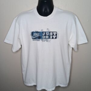 Vintage Y2K Nike Men's Medium T-shirt Just Do It Tee White Cotton Graphic Swoosh